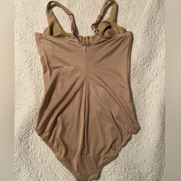 Flexees Women's Nude Underwire Shapewear Bodysuit - Picture 2 of 5